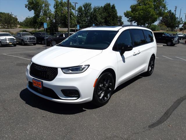 new 2024 Chrysler Pacifica car, priced at $50,547