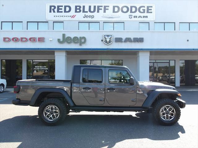 new 2024 Jeep Gladiator car, priced at $63,376