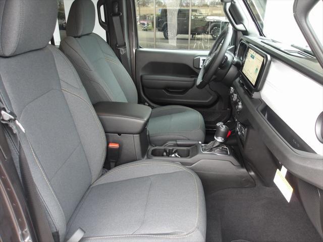 new 2025 Jeep Wrangler car, priced at $48,917