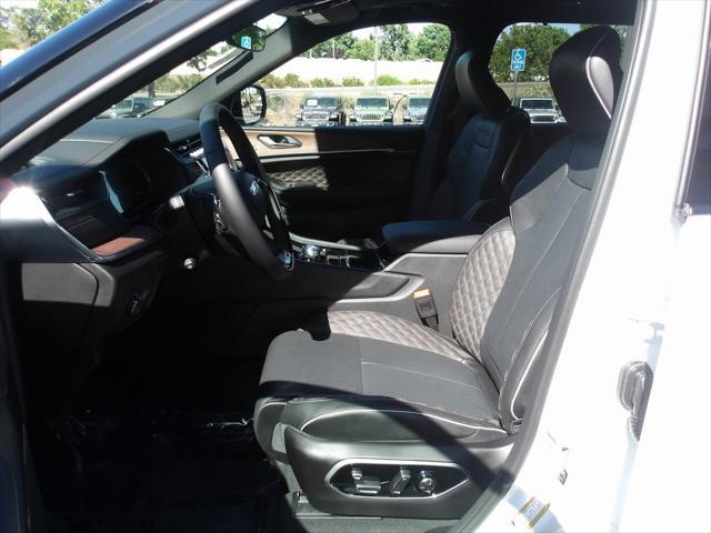 new 2025 Jeep Grand Cherokee L car, priced at $62,387