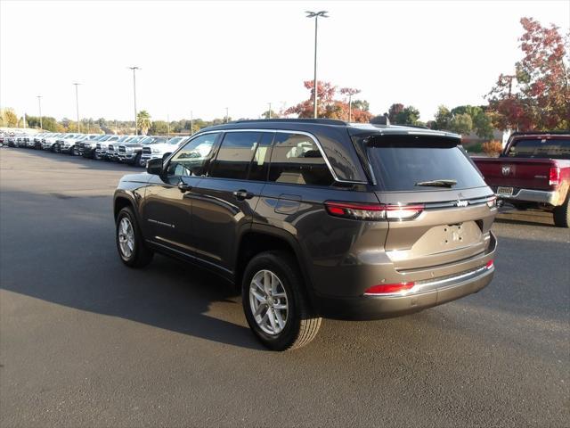 new 2025 Jeep Grand Cherokee car, priced at $41,490