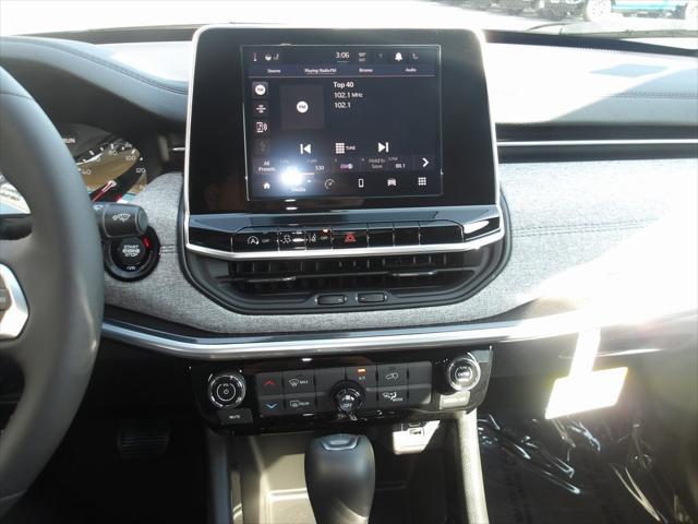 new 2025 Jeep Compass car, priced at $30,164