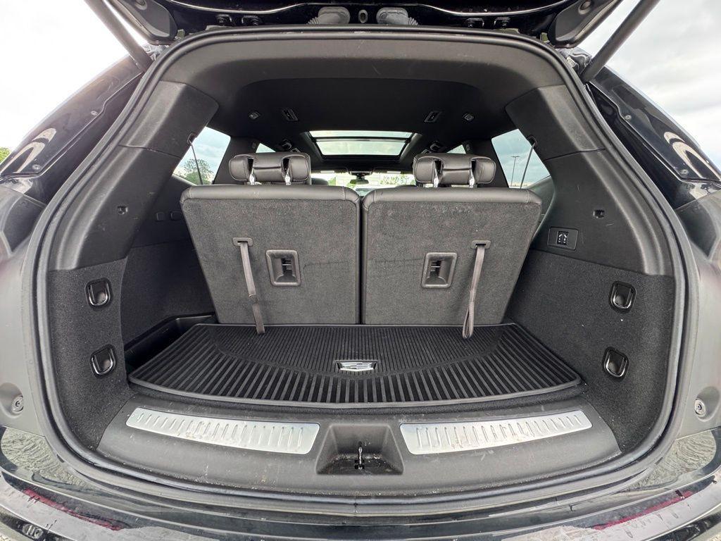 used 2023 Cadillac XT6 car, priced at $36,580