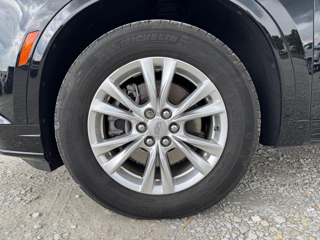 used 2023 Cadillac XT6 car, priced at $36,580