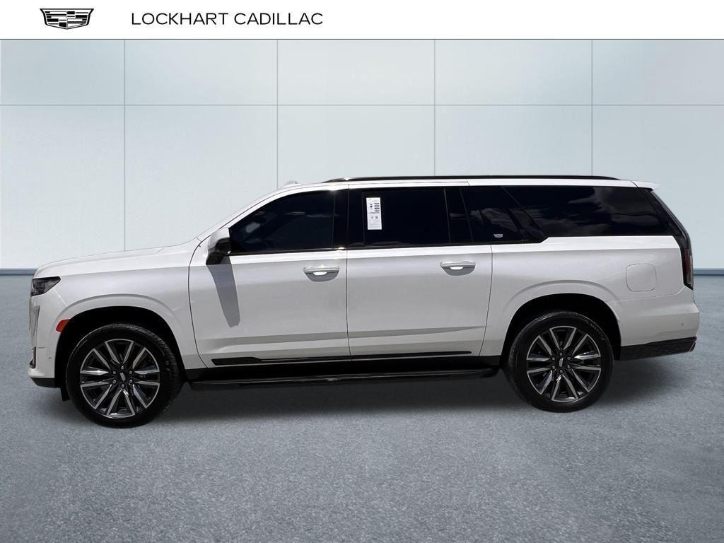 used 2022 Cadillac Escalade ESV car, priced at $79,610
