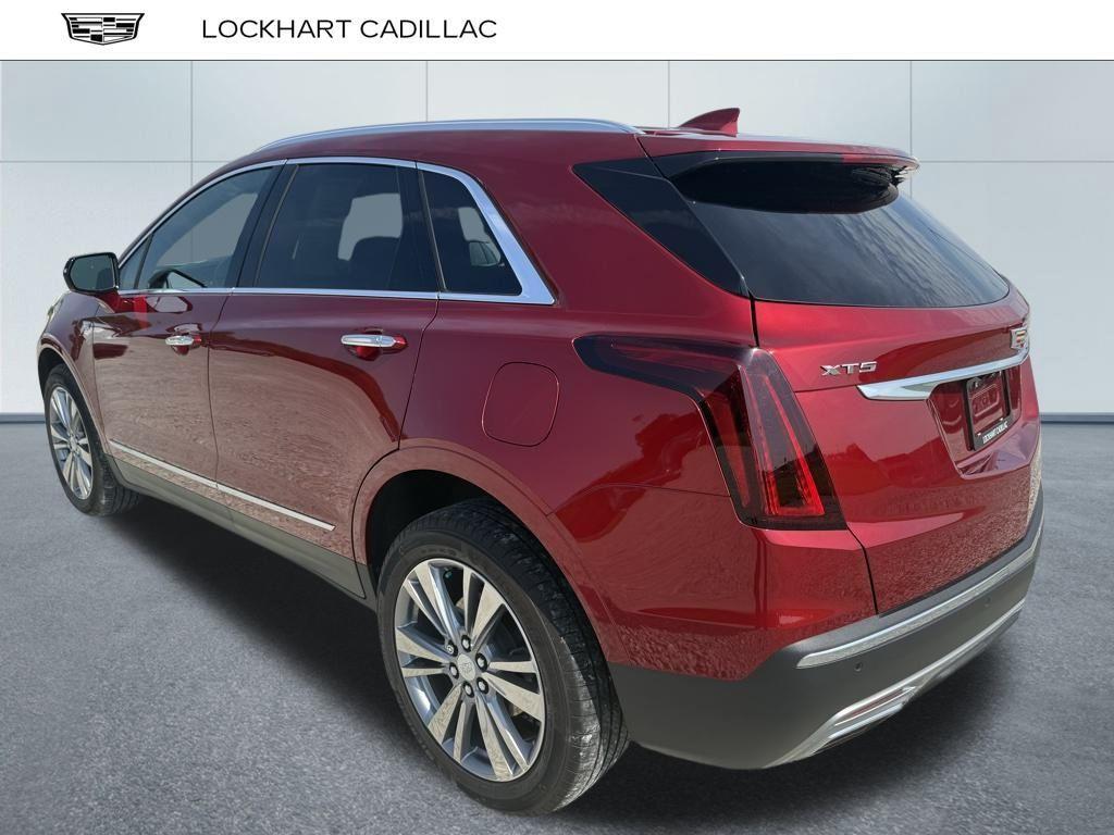 used 2024 Cadillac XT5 car, priced at $44,017