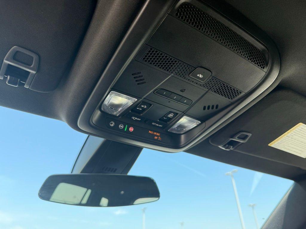 used 2025 Cadillac XT6 car, priced at $52,900