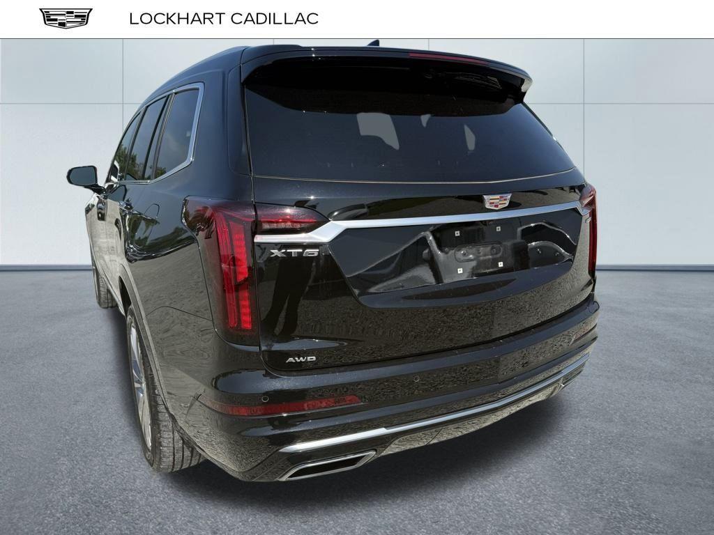 used 2025 Cadillac XT6 car, priced at $52,900