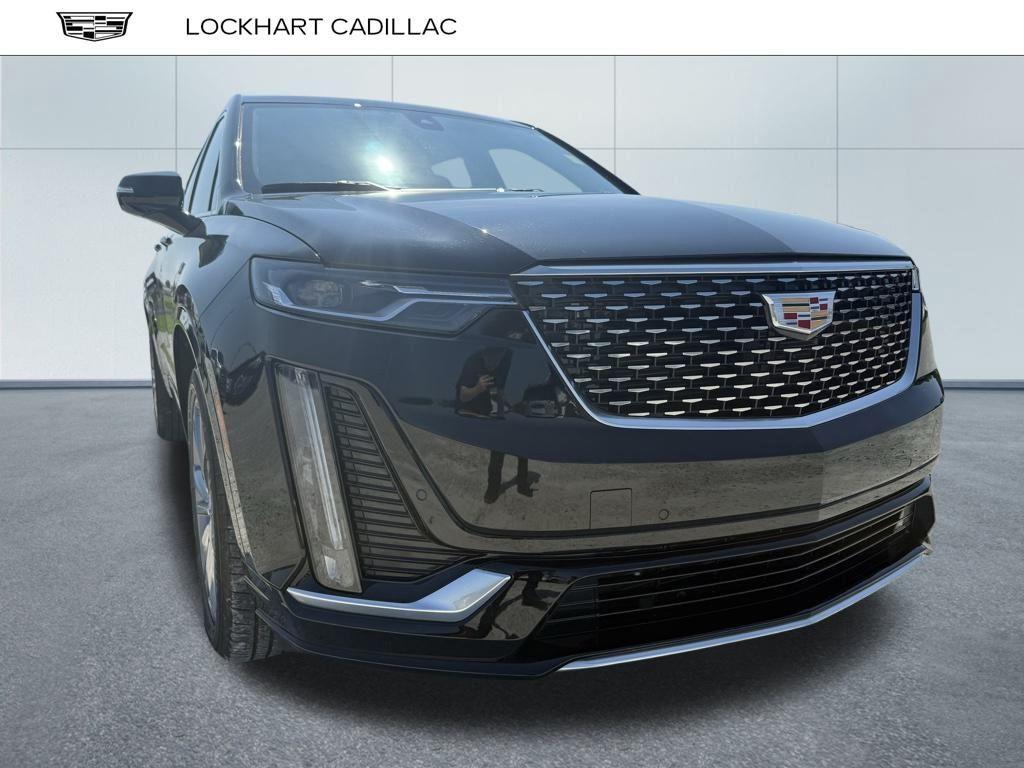 used 2025 Cadillac XT6 car, priced at $52,900