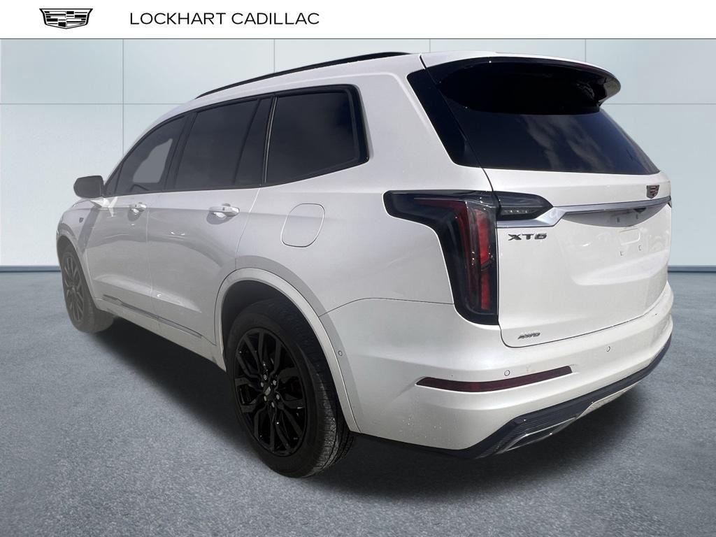 used 2022 Cadillac XT6 car, priced at $39,150