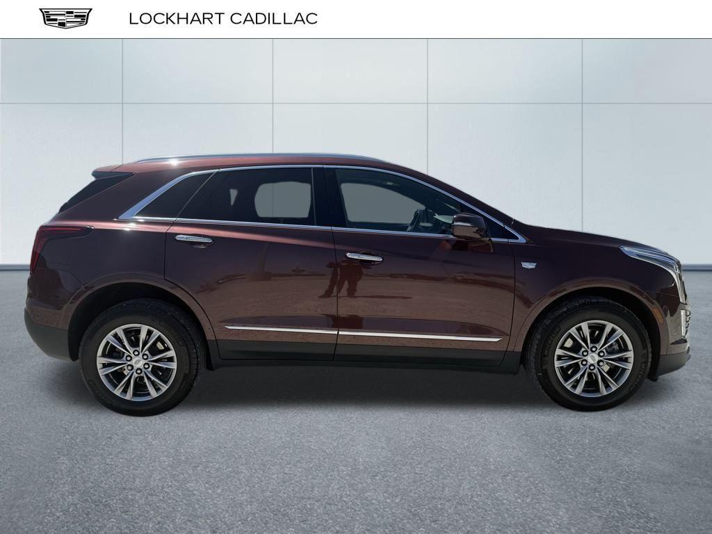 used 2022 Cadillac XT5 car, priced at $36,800