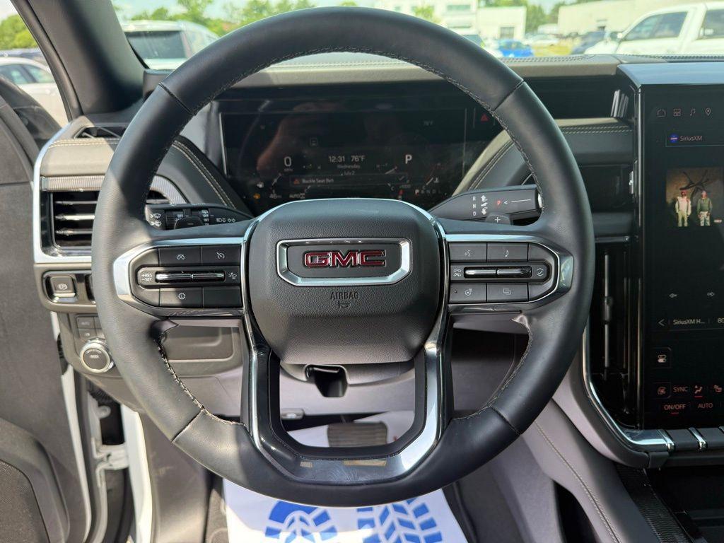 used 2025 GMC Yukon car, priced at $70,640