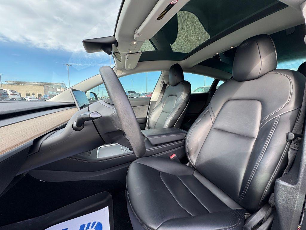 used 2021 Tesla Model 3 car, priced at $25,375