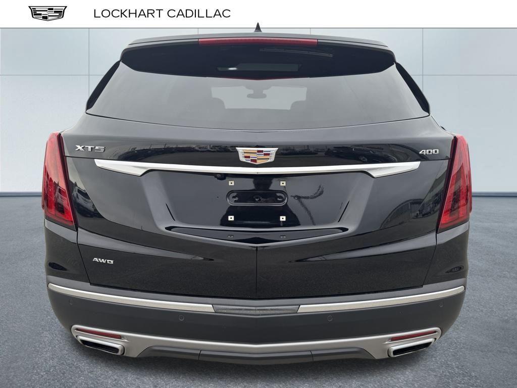 used 2022 Cadillac XT5 car, priced at $33,525