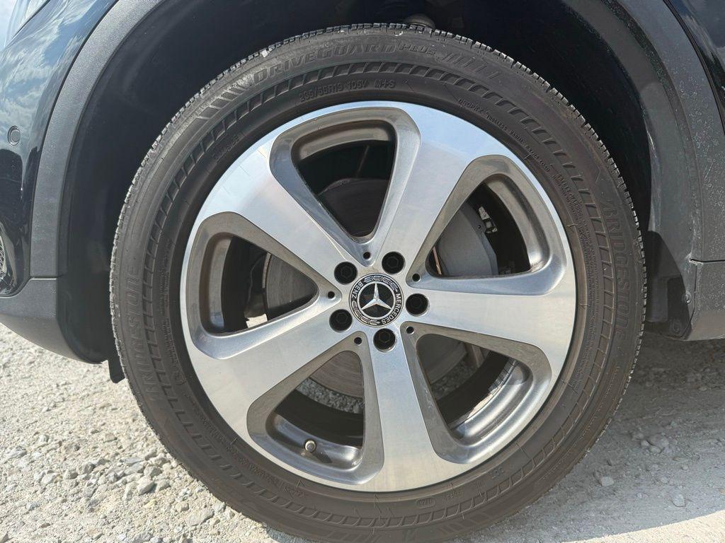 used 2019 Mercedes-Benz GLC 300 car, priced at $24,969