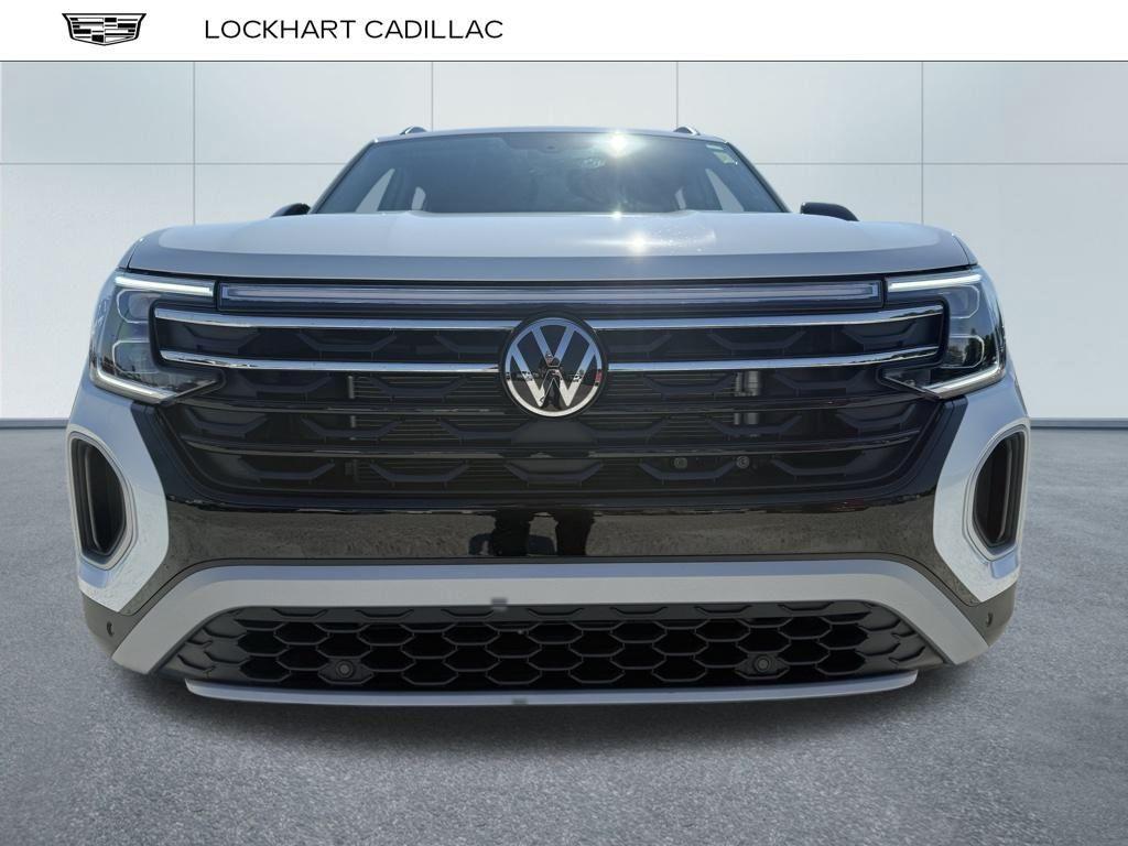 used 2025 Volkswagen Atlas car, priced at $45,900