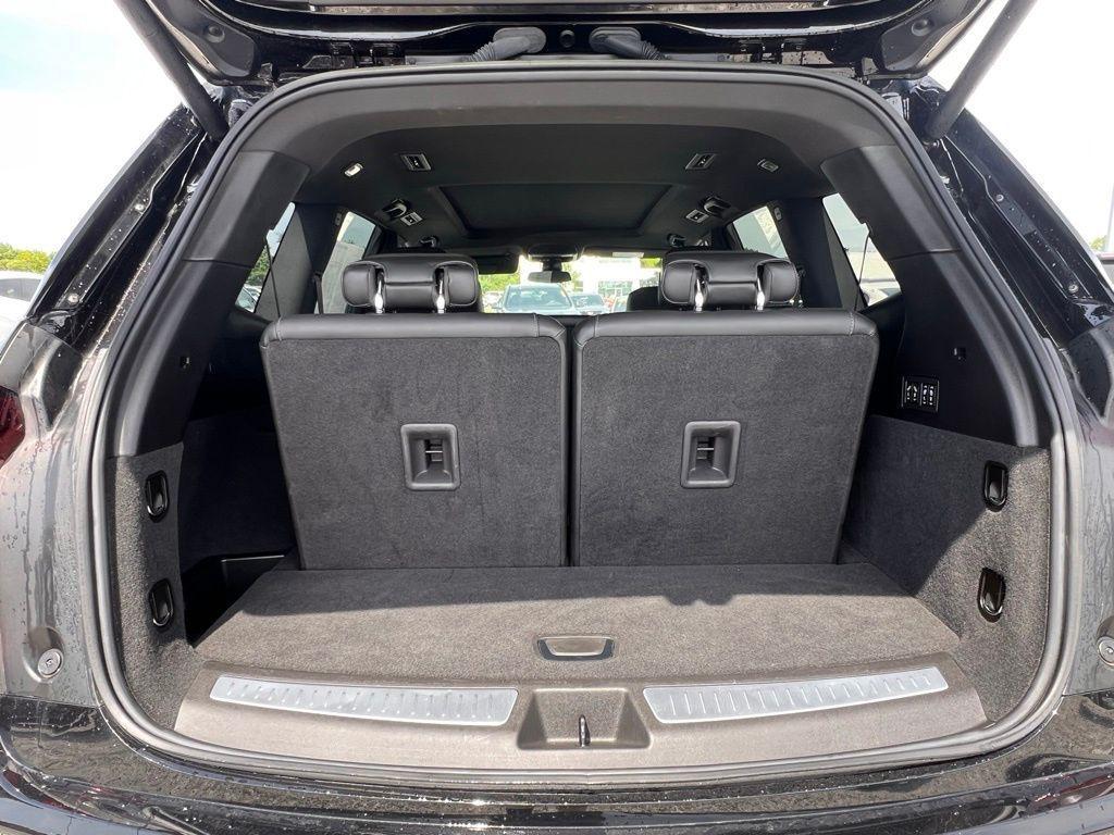 used 2024 Cadillac XT6 car, priced at $47,500