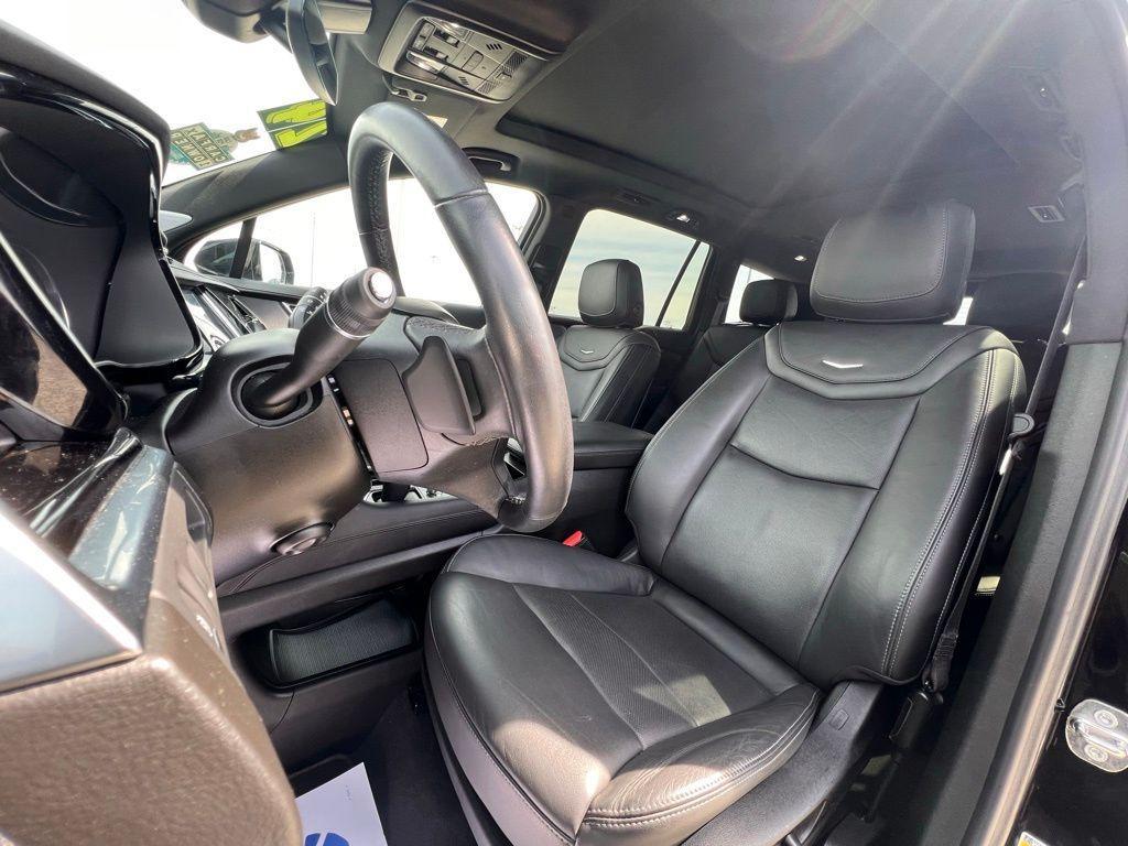 used 2024 Cadillac XT6 car, priced at $47,500