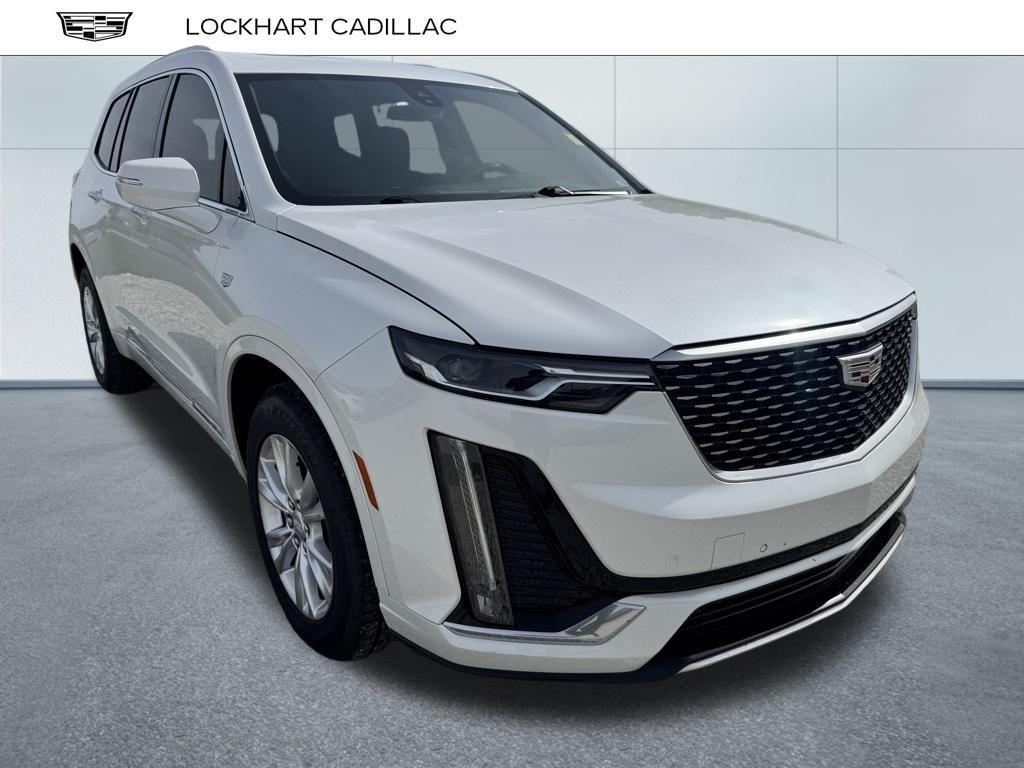 used 2023 Cadillac XT6 car, priced at $33,100