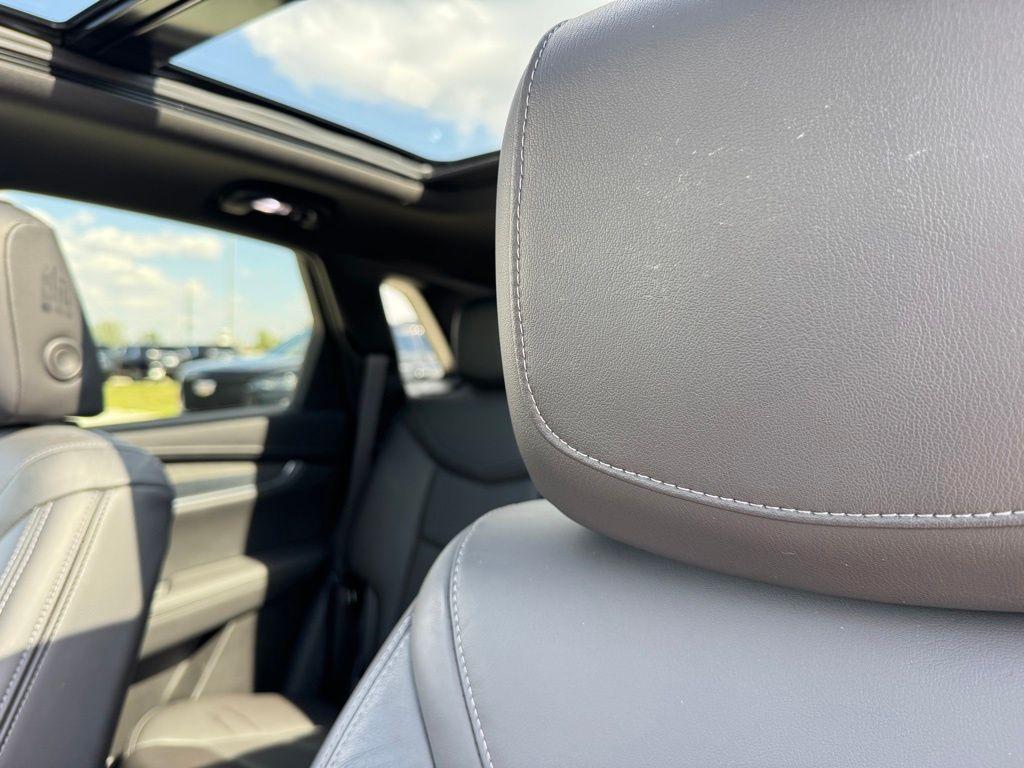 used 2023 Cadillac XT5 car, priced at $35,850
