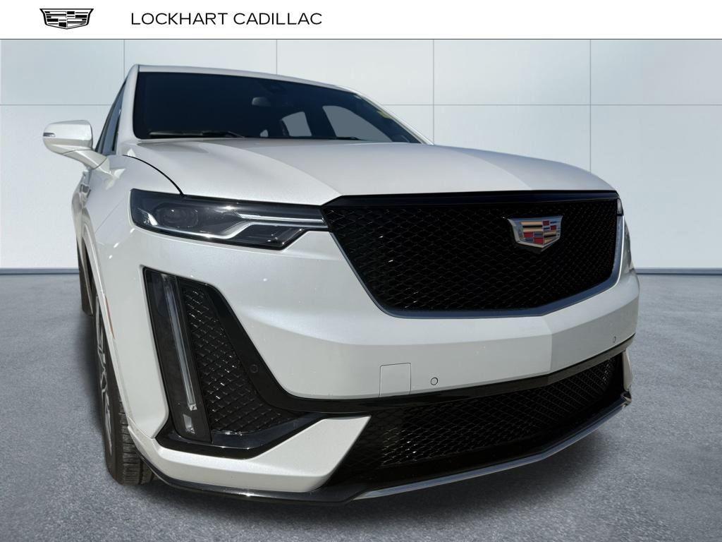 used 2024 Cadillac XT6 car, priced at $53,100