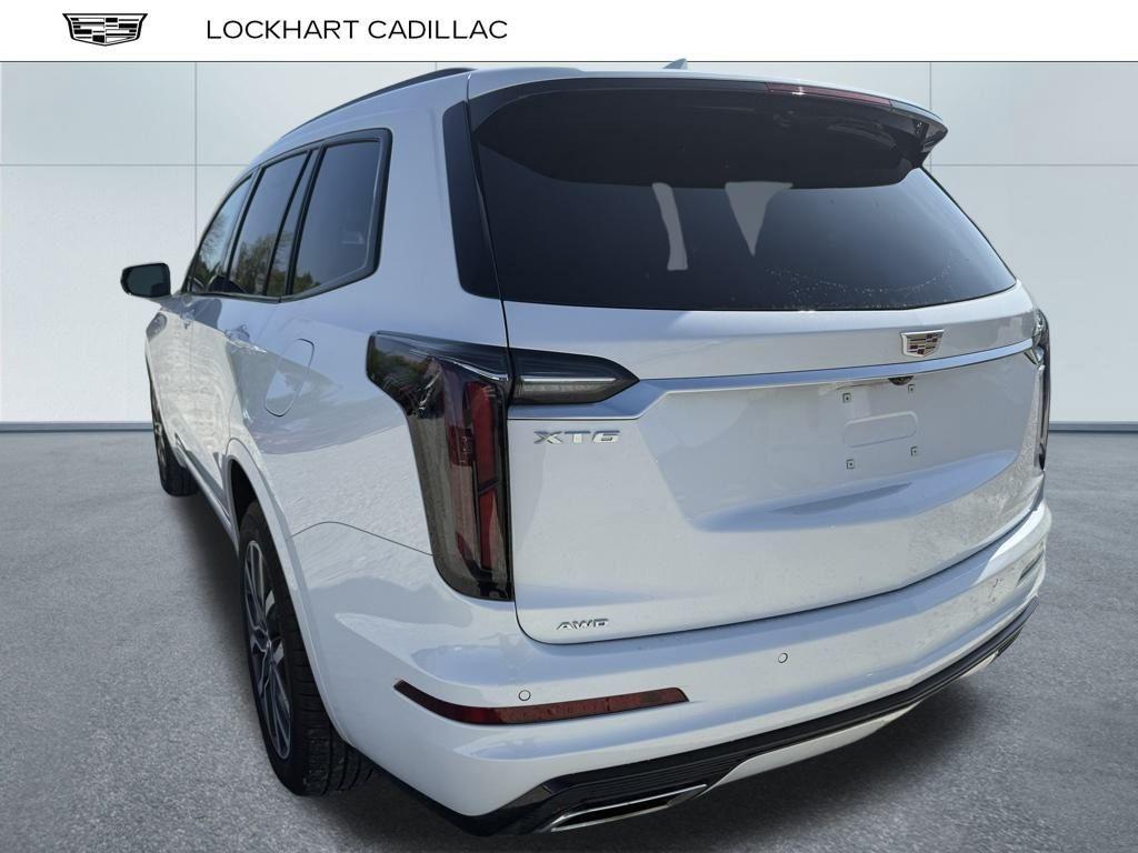 used 2024 Cadillac XT6 car, priced at $53,100