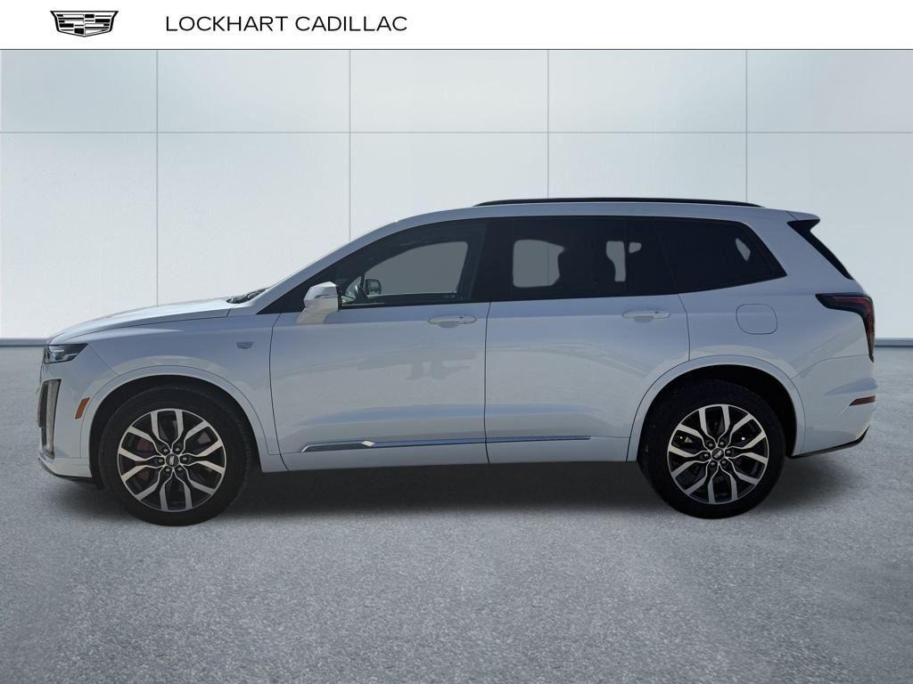 used 2024 Cadillac XT6 car, priced at $53,100