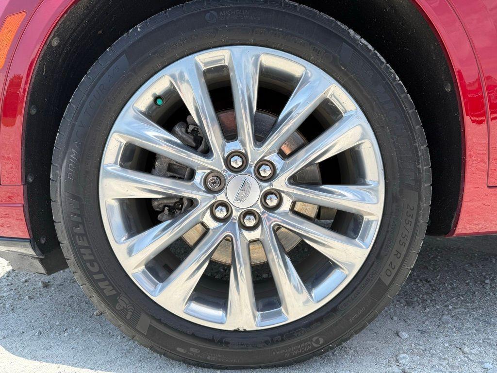 used 2021 Cadillac XT6 car, priced at $31,100