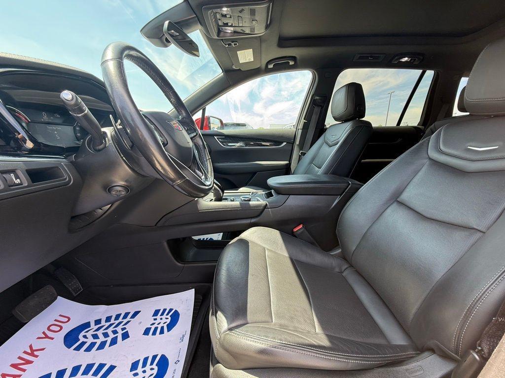 used 2021 Cadillac XT6 car, priced at $31,100