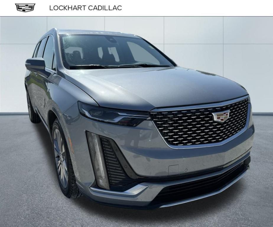 used 2025 Cadillac XT6 car, priced at $52,900