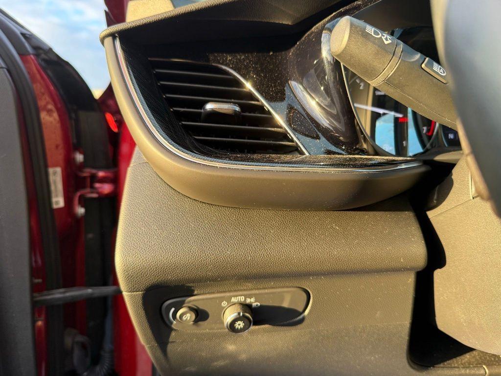 used 2023 Buick Envision car, priced at $27,950