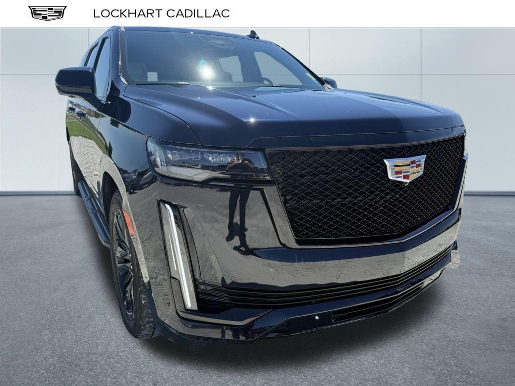 used 2022 Cadillac Escalade ESV car, priced at $73,500
