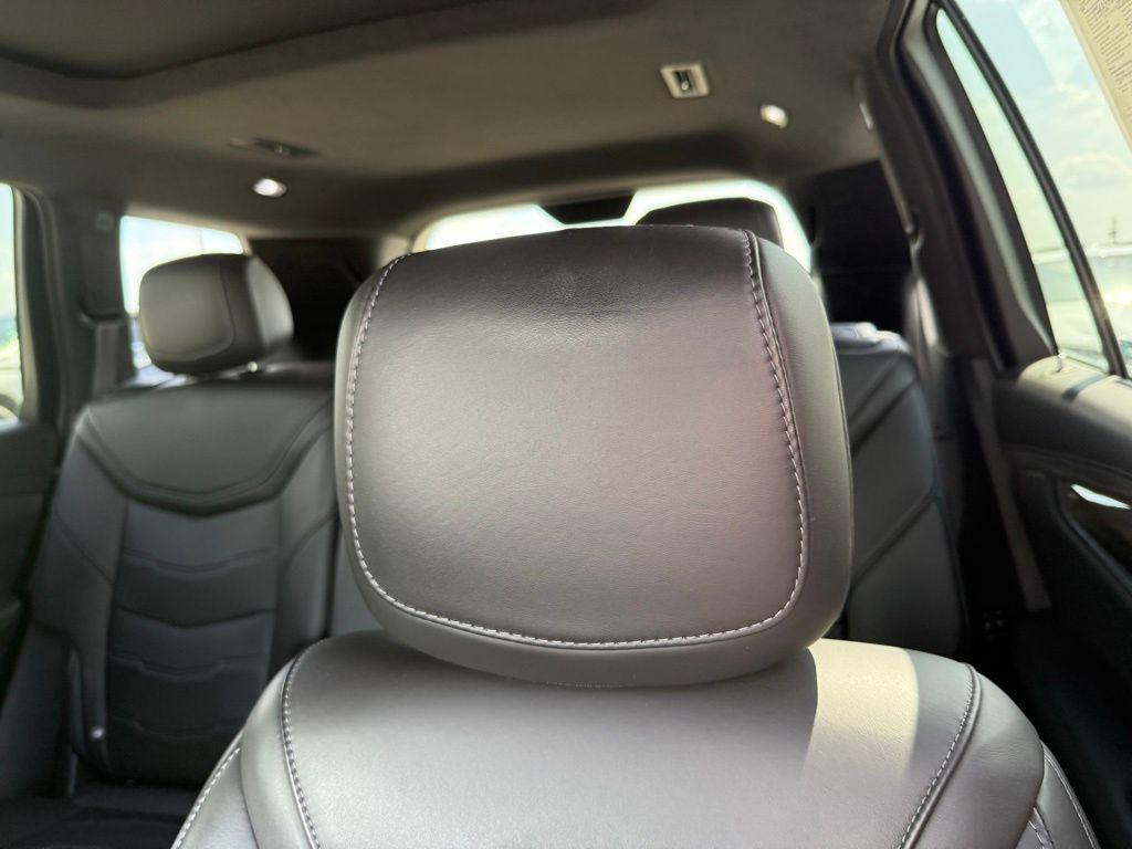 used 2023 Cadillac XT6 car, priced at $44,550