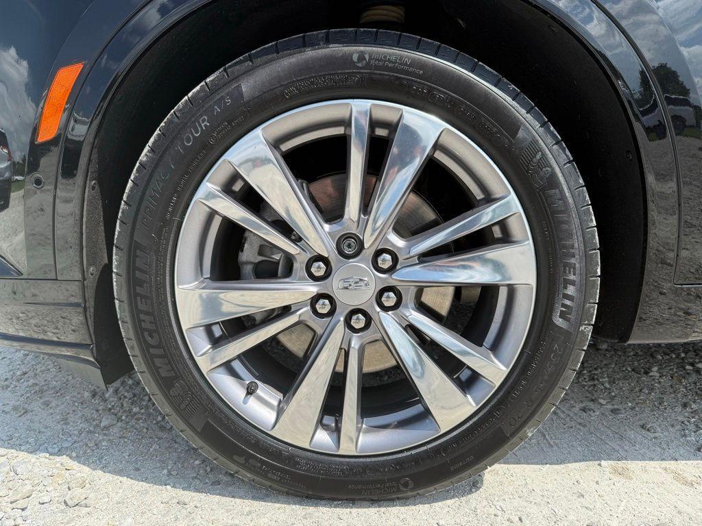 used 2023 Cadillac XT6 car, priced at $44,550