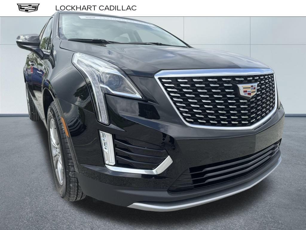 used 2022 Cadillac XT5 car, priced at $35,680