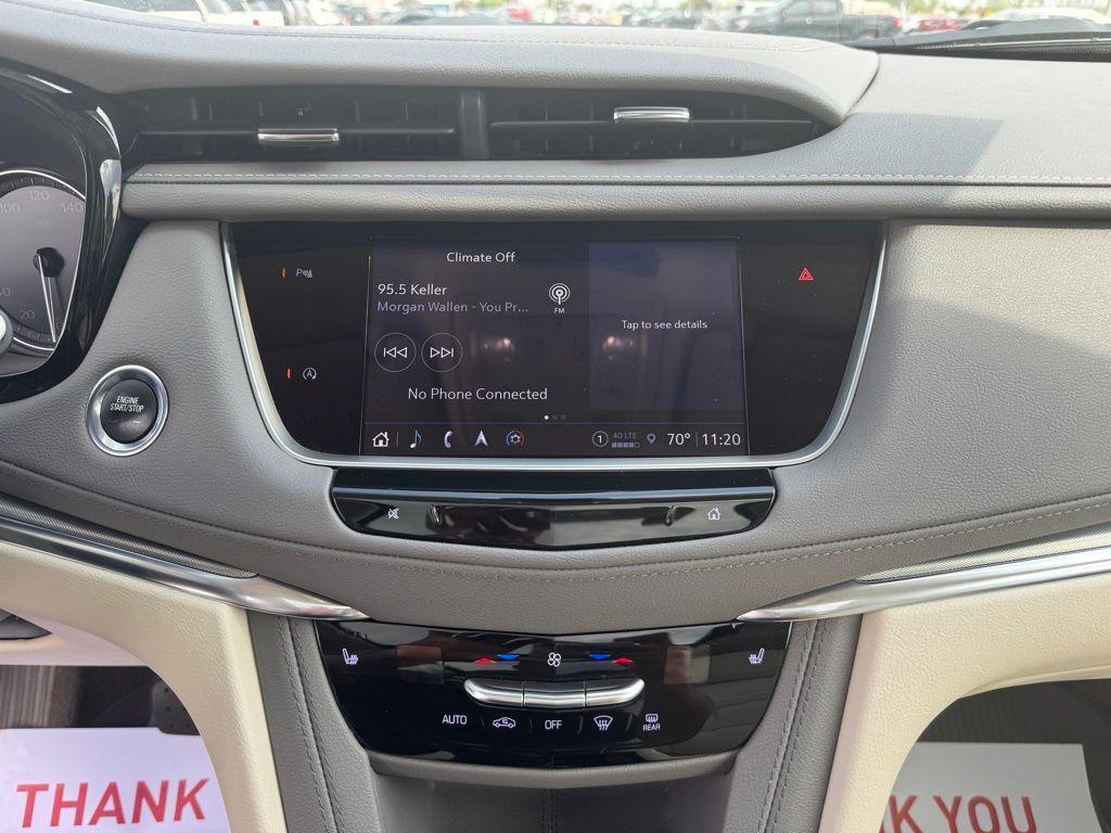 used 2022 Cadillac XT5 car, priced at $35,680
