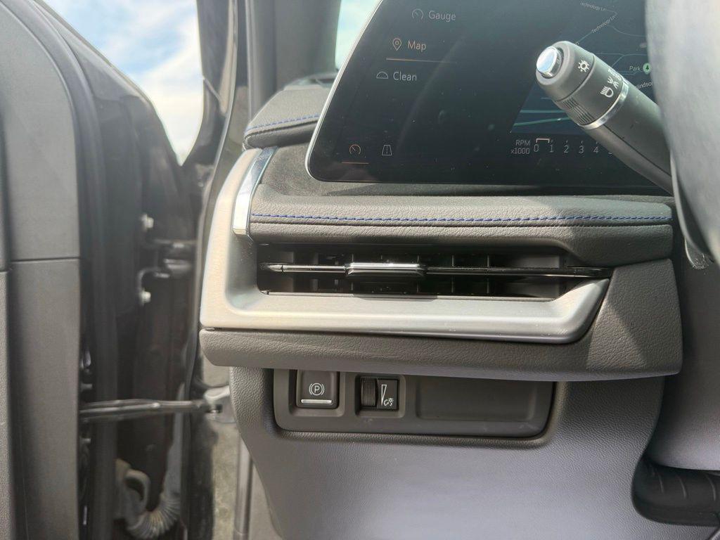 used 2024 Cadillac XT4 car, priced at $42,452