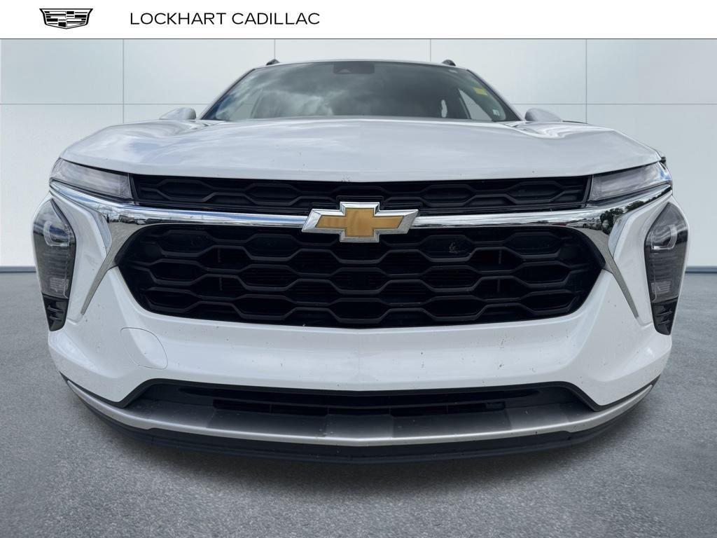used 2024 Chevrolet Trax car, priced at $20,880