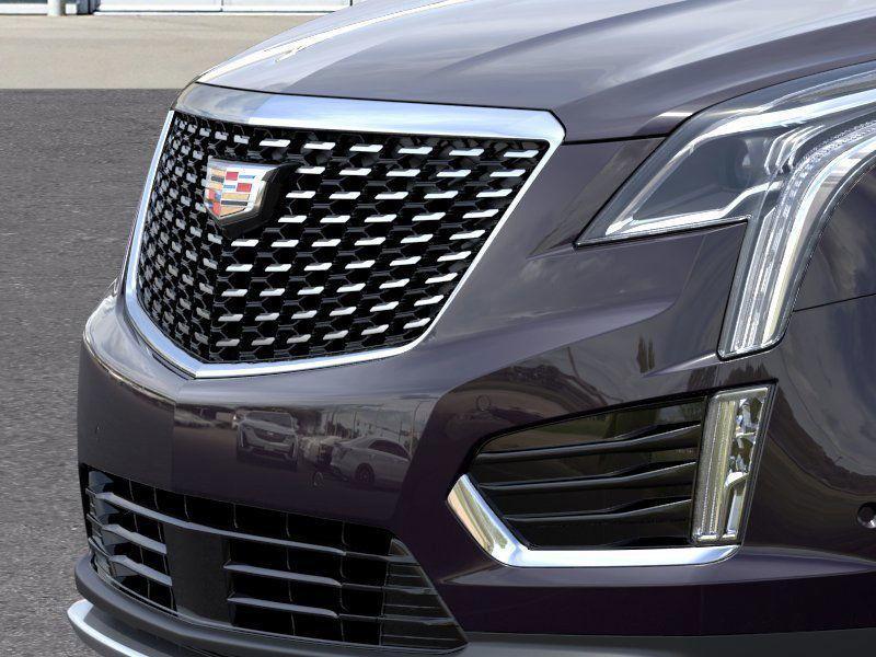 new 2025 Cadillac XT5 car, priced at $57,985