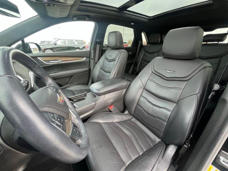 used 2018 Cadillac XT5 car, priced at $27,000