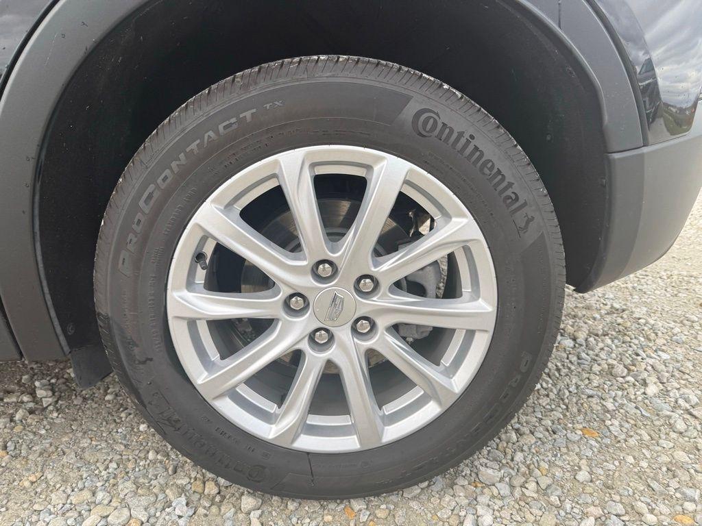 used 2023 Cadillac XT4 car, priced at $28,999