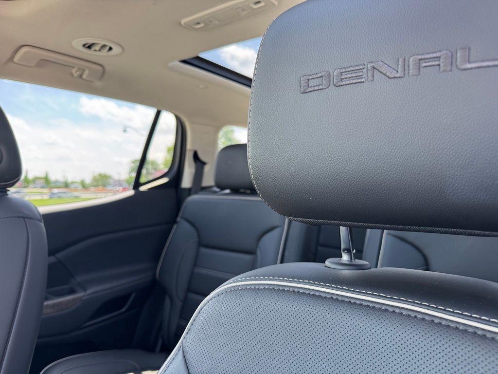 used 2022 GMC Acadia car, priced at $32,250