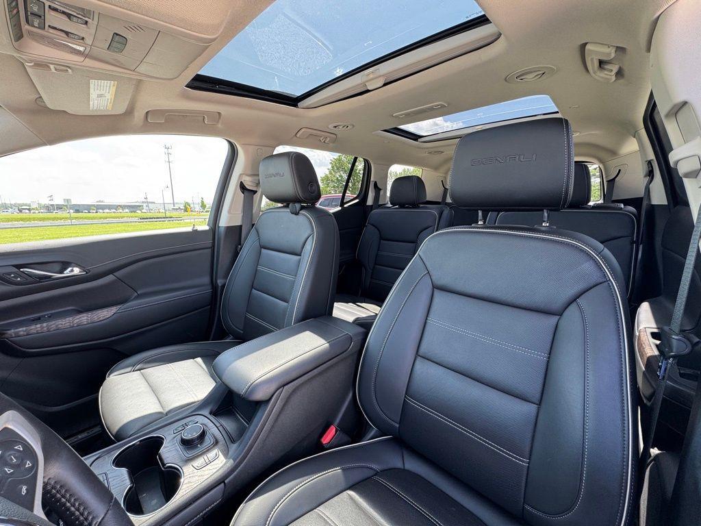used 2022 GMC Acadia car, priced at $32,250