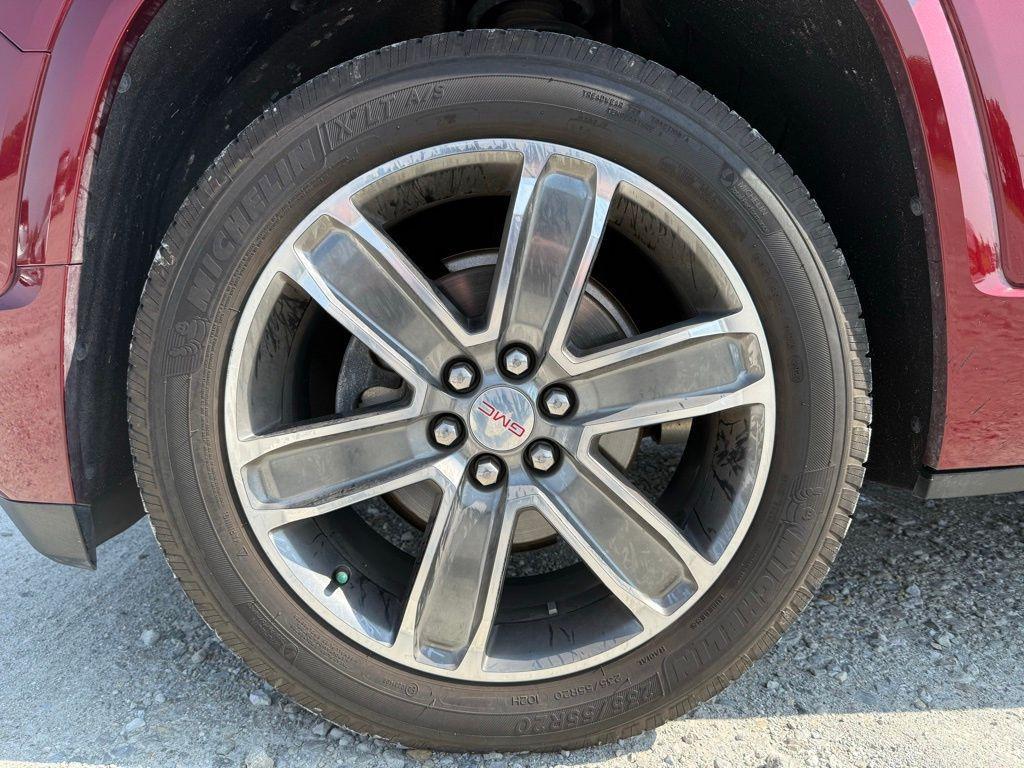 used 2017 GMC Acadia car, priced at $18,900