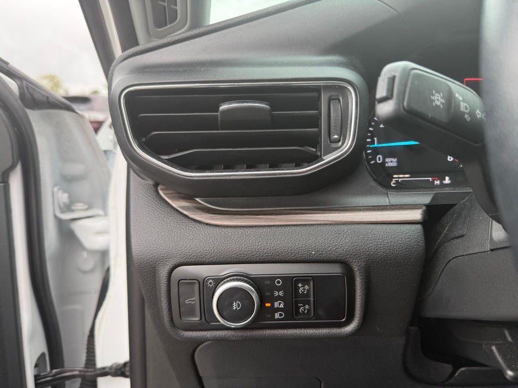 used 2023 Ford Explorer car, priced at $31,964