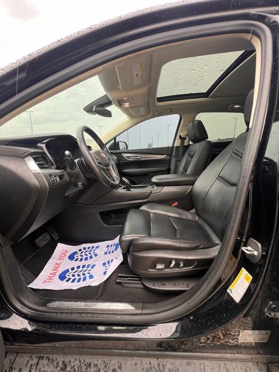 used 2017 Cadillac XT5 car, priced at $22,900