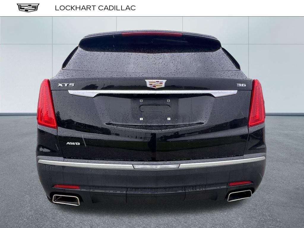 used 2017 Cadillac XT5 car, priced at $22,900