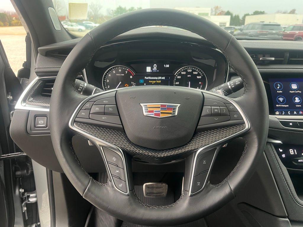 used 2025 Cadillac XT5 car, priced at $58,185