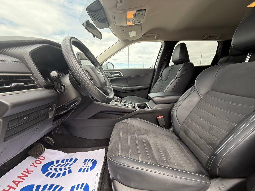 used 2024 Mitsubishi Outlander car, priced at $26,750