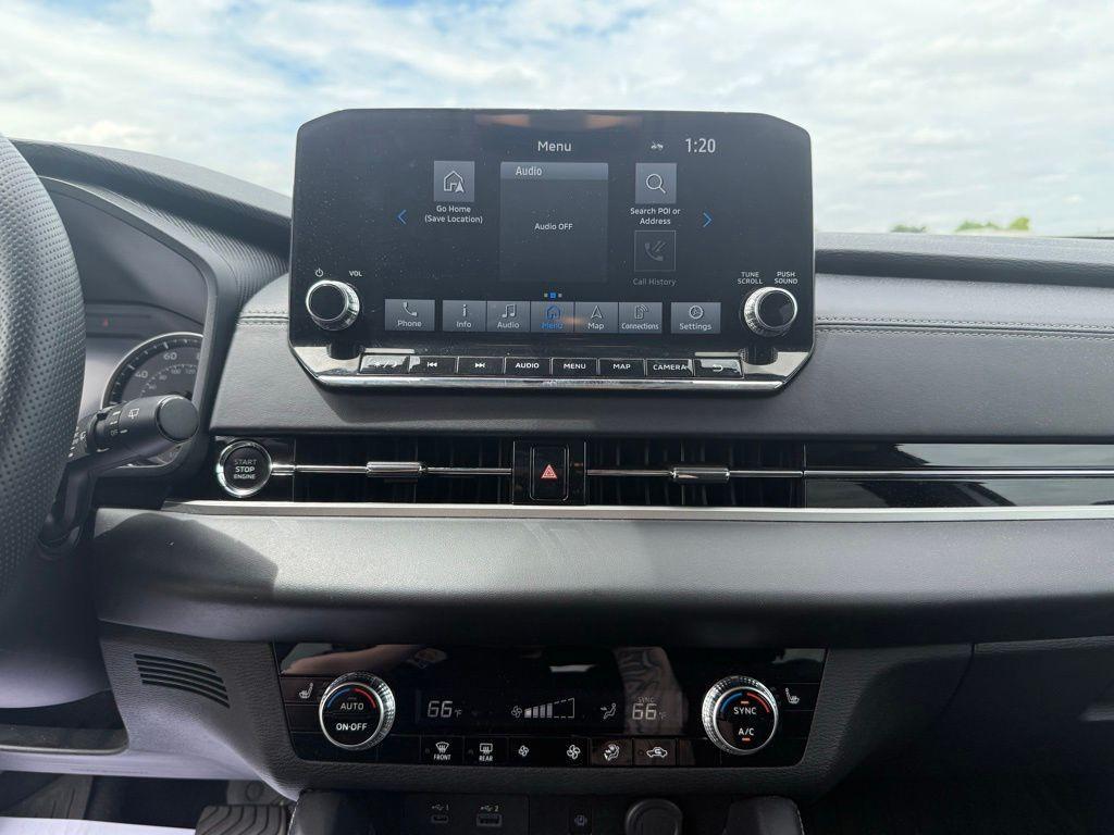 used 2024 Mitsubishi Outlander car, priced at $26,750
